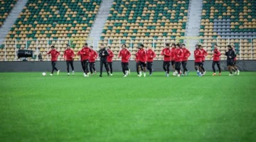 اللمسات الأخيرة.. الأهلي يختتم تدريباته لمواجهة شبيبة القبائل في دوري أبطال إفريقيا